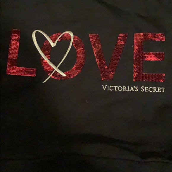 NWT Victoria’s Secret sequin black Duffle bag - Picture 3 of 5